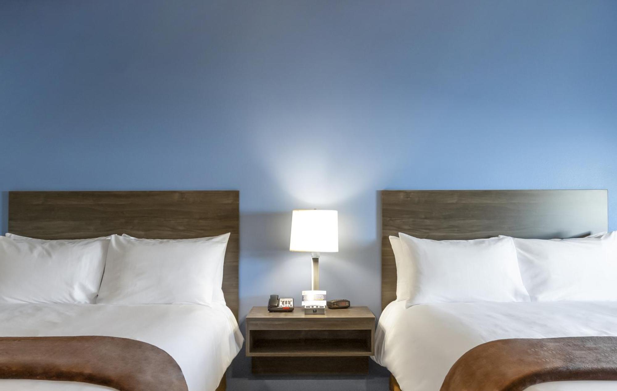 My Place Hotel-Randolph, Vt エクステリア 写真