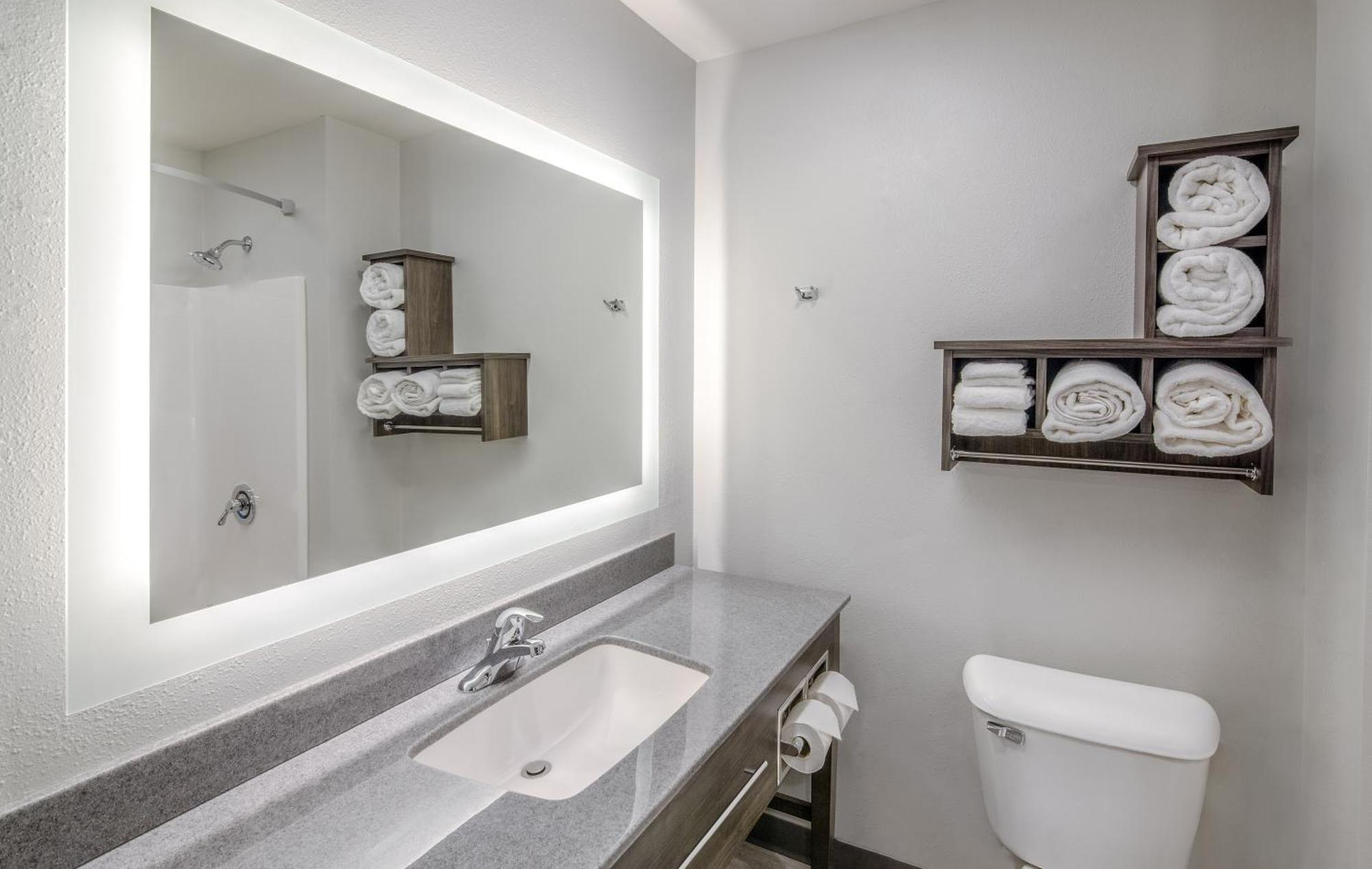My Place Hotel-Randolph, Vt エクステリア 写真